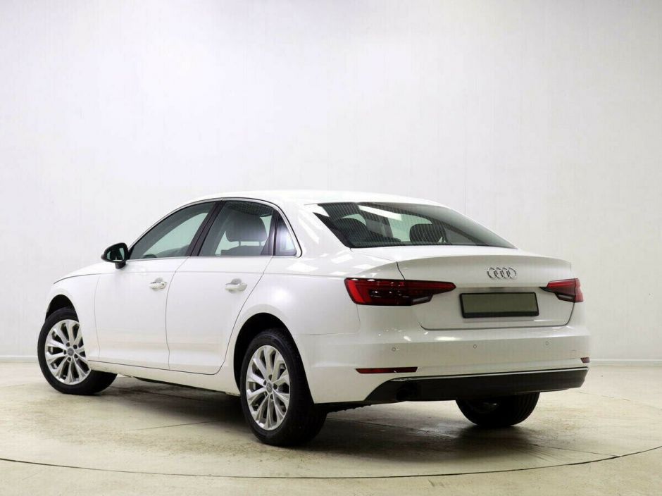 Audi A4, 1.4 л, Робот, 2017 фото 6