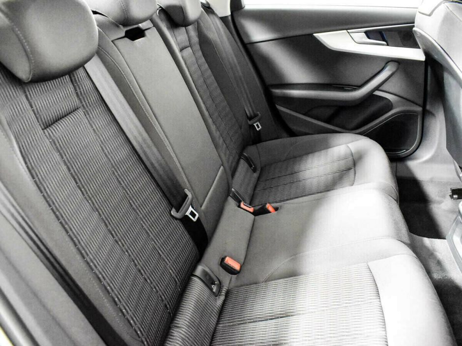 Audi A4, 1.4 л, Робот, 2016 фото 2