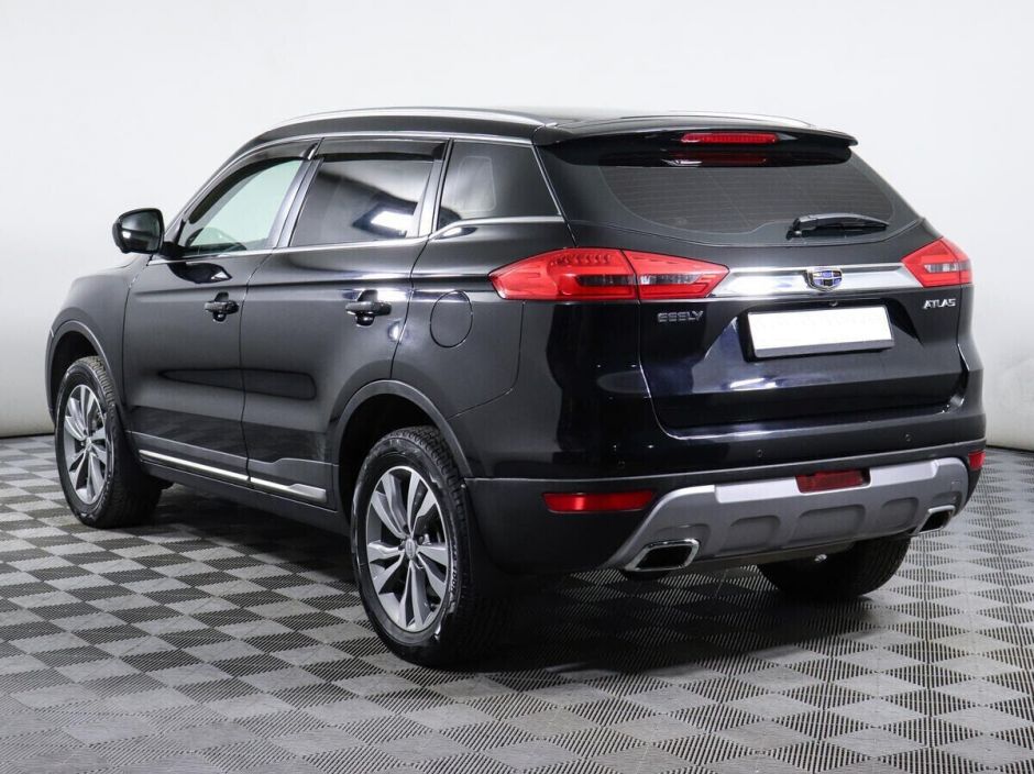 Geely Atlas, 2.0 л, МТ, 2019 фото 6