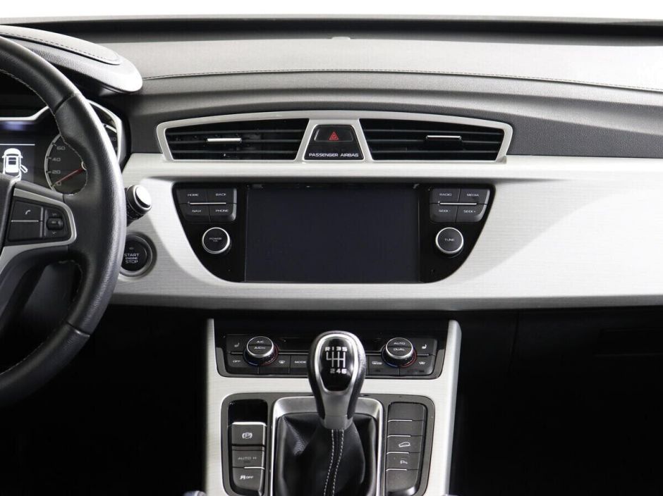 Geely Atlas, 2.0 л, МТ, 2019 фото 9