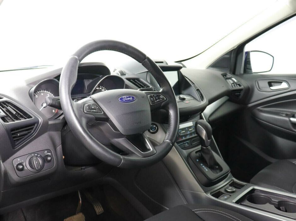 Ford Kuga, 1.5 л, АТ, 2018 фото 8