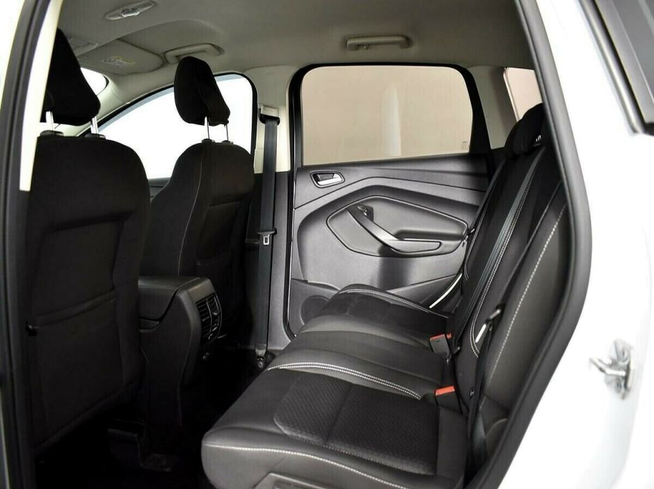 Ford Kuga, 2.5 л, АТ, 2019 фото 2