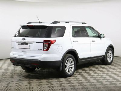 Ford Explorer, 3.5 л, АКПП, 2011 фото 5