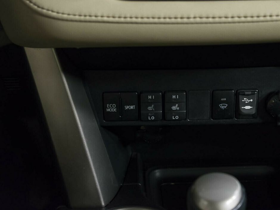 Toyota RAV4, 2.0 л, Вариатор, 2012 фото 13