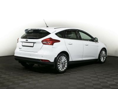 Ford Focus, 1.6 л, РКПП, 2015 фото 5