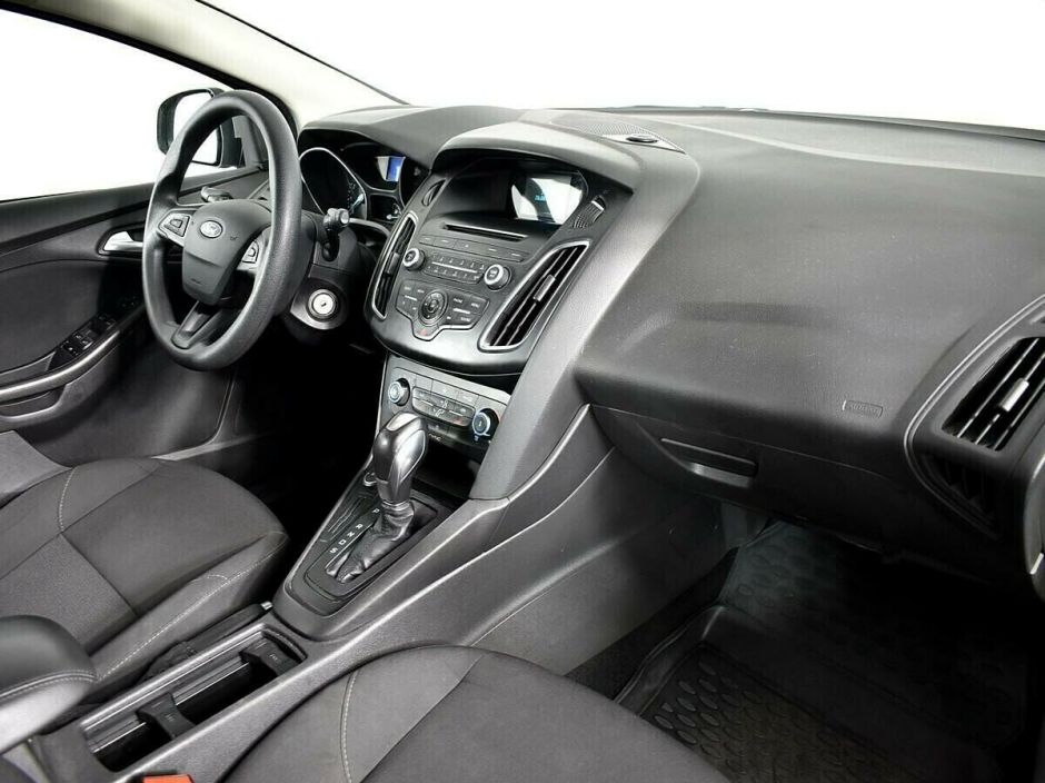 Ford Focus, 1.6 л, Робот, 2018 фото 2