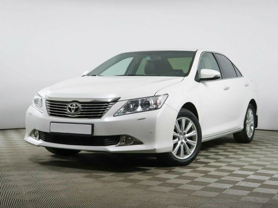Toyota Camry, 2.5 л, АТ, 2014 фото 3