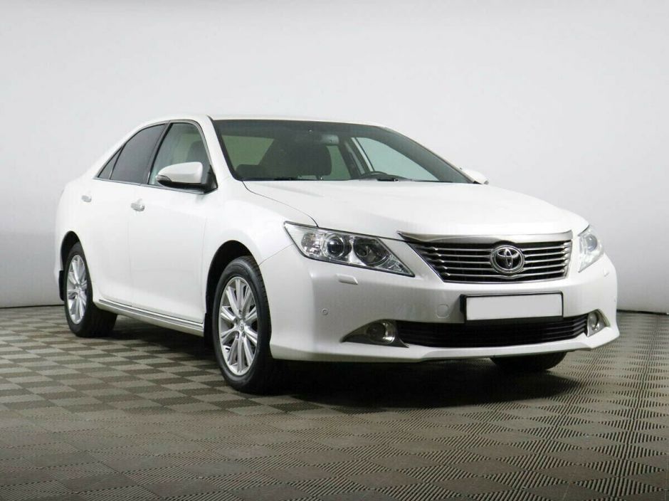 Toyota Camry, 2.5 л, АТ, 2014 фото 4