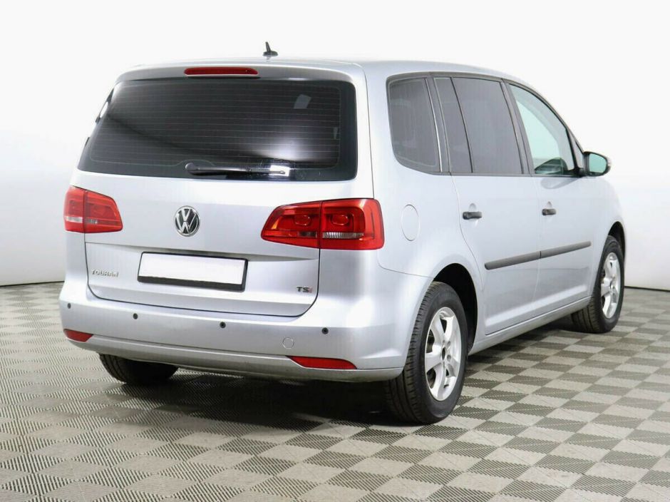 Volkswagen Touran, 1.4 л, Робот, 2011 фото 5
