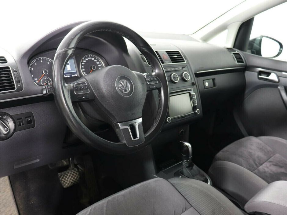 Volkswagen Touran, 1.4 л, Робот, 2012 фото 7