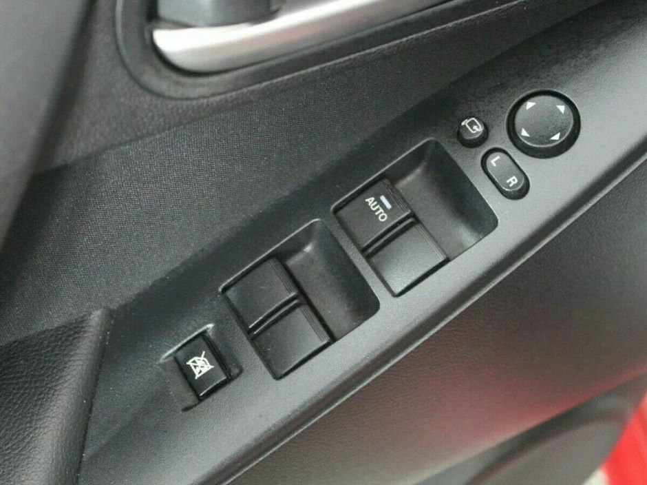 Mazda 3, 1.6 л, АТ, 2010 фото 10