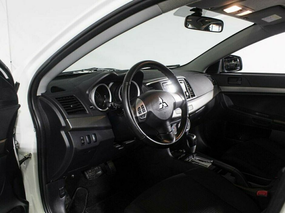 Mitsubishi Lancer, 1.6 л, АТ, 2012 фото 2