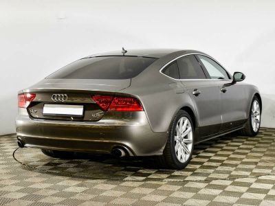 Audi A7, 3.0 л, РКПП, 2012 фото 6