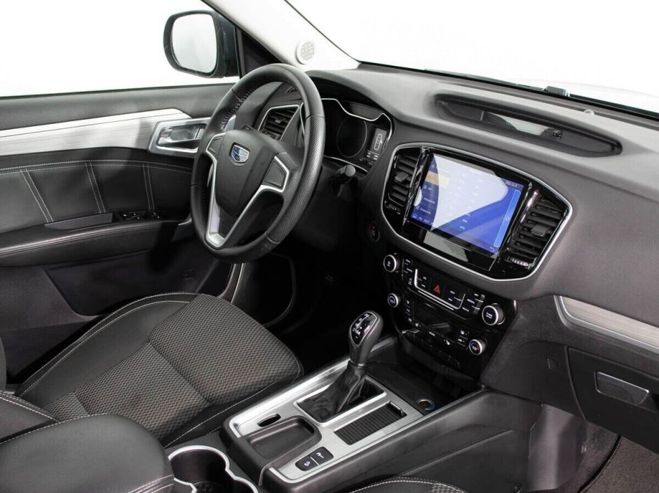 Geely Emgrand X7, 2.0 л, АТ, 2018 фото 2