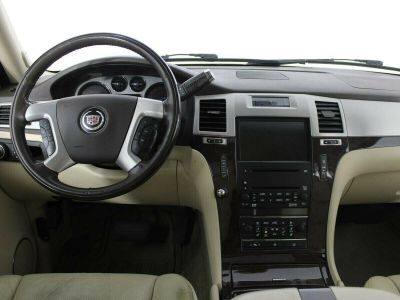 Cadillac Escalade, 6.2 л, АКПП, 2008 фото 8