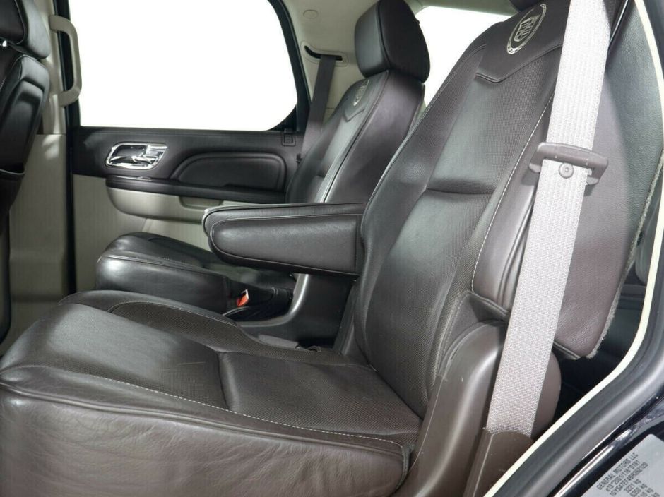 Cadillac Escalade, 6.2 л, АТ, 2011 фото 10