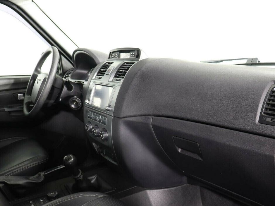 УАЗ Patriot, 2.7 л, МТ, 2015 фото 2