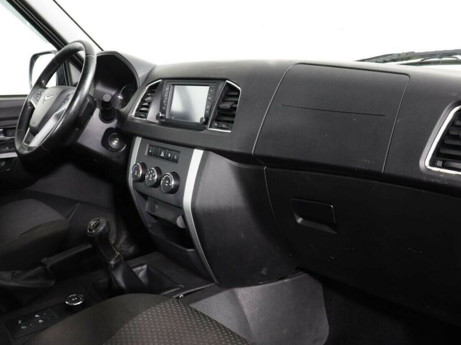 УАЗ Patriot, 2.7 л, МТ, 2016 фото 1