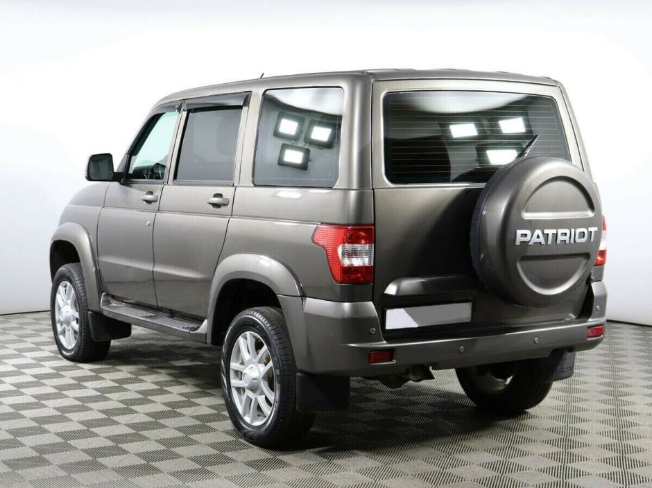 УАЗ Patriot, 2.7 л, МТ, 2017 фото 6