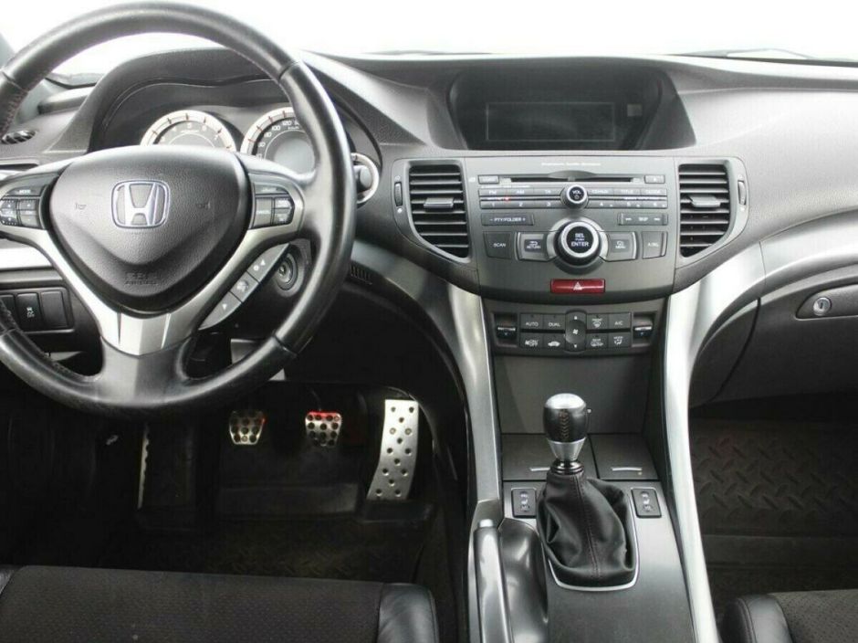 Honda Accord, 2.4 л, МТ, 2012 фото 2