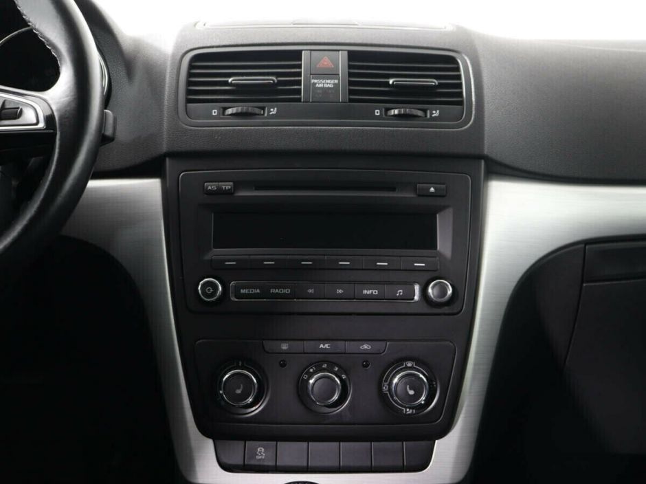 Skoda Yeti, 1.2 л, Робот, 2014 фото 8