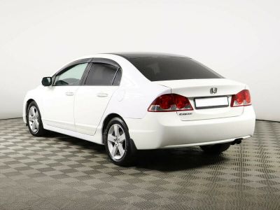 Honda Civic, 1.8 л, АКПП, 2008 фото 5