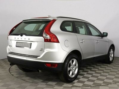 Volvo XC60, 3.2 л, АКПП, 2009 фото 4