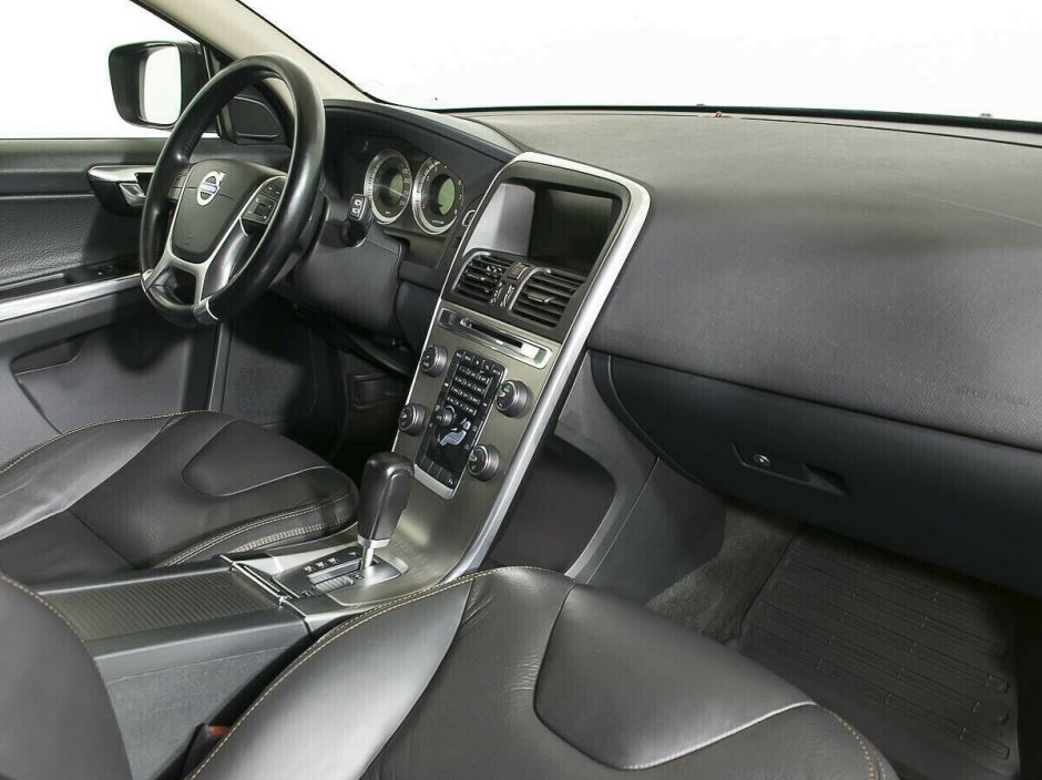 Volvo XC60, 2.0 л, Робот, 2011 фото 9