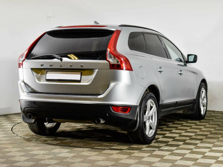 Volvo XC60, 2.4 л, АТ, 2012 фото 4