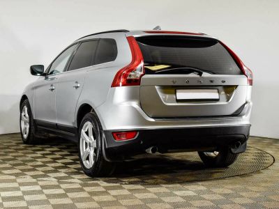 Volvo XC60, 2.4 л, АКПП, 2012 фото 6