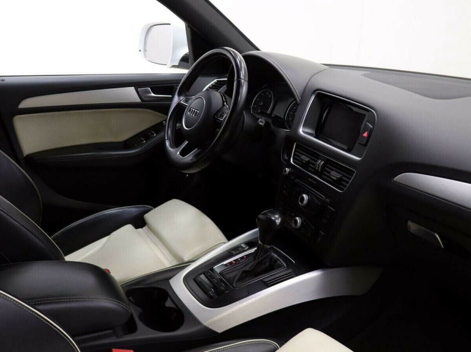 Audi Q5, 2.0 л, АТ, 2014 фото 1