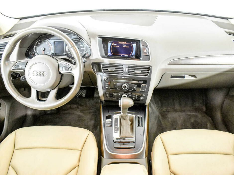 Audi Q5, 2.0 л, АТ, 2015 фото 1