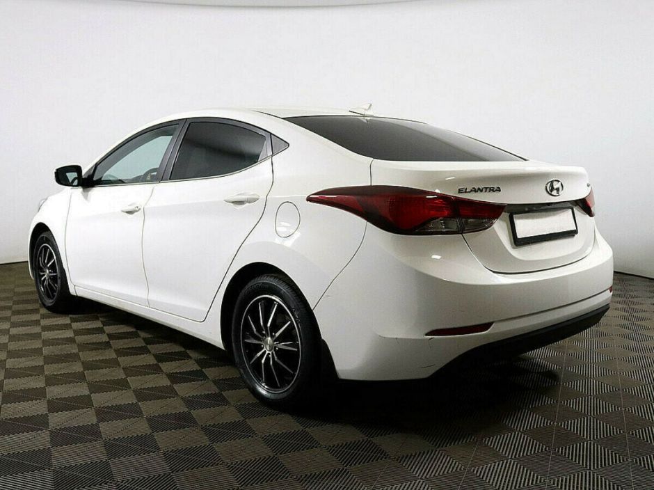 Hyundai Elantra, 1.8 л, АТ, 2015 фото 6