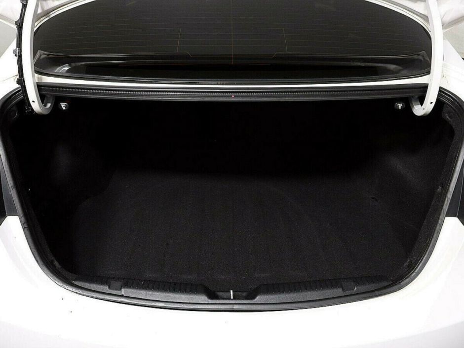 Hyundai Elantra, 1.8 л, АТ, 2015 фото 1