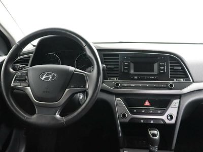 Hyundai Elantra, 1.6 л, АКПП, 2016 фото 8