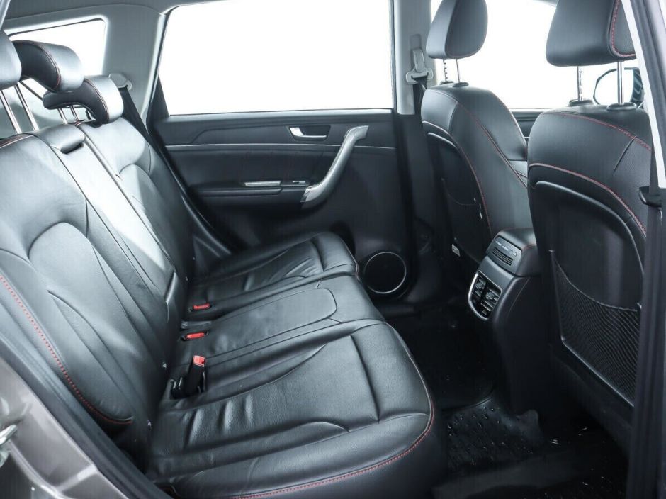 Haval H6, 2.0 л, МТ, 2017 фото 1