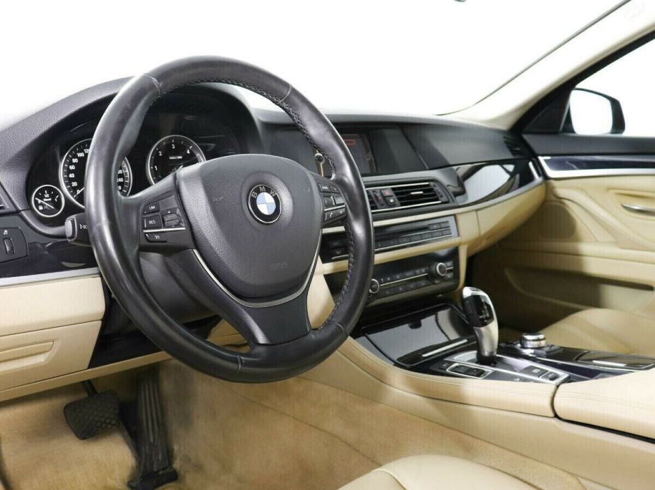 BMW 5 серии, 3.0 л, АТ, 2013 фото 7