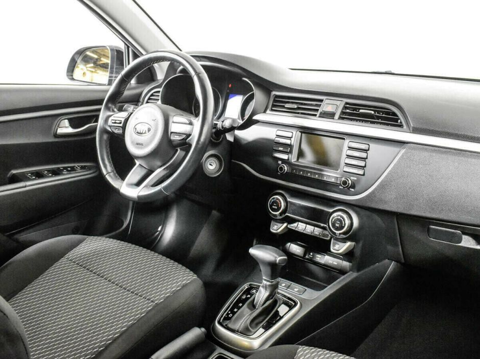 Kia Rio, 1.6 л, АТ, 2018 фото 2