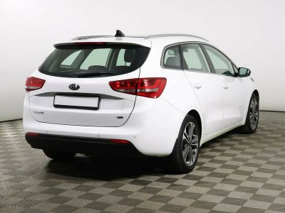 Kia Ceed, 1.6 л, РКПП, 2015 фото 4