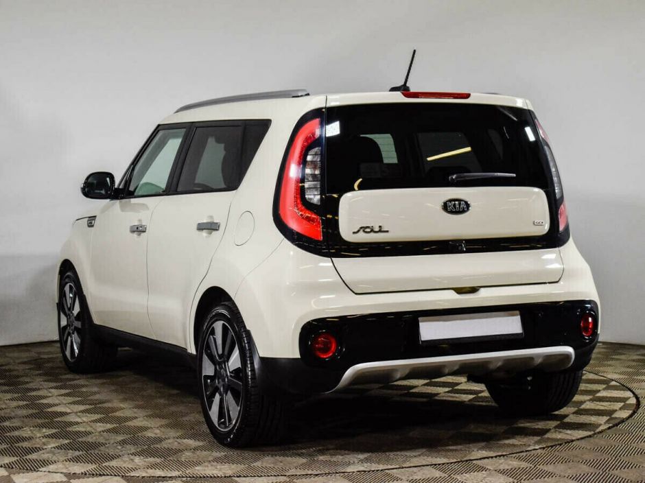 Kia Soul, 1.6 л, АТ, 2018 фото 6