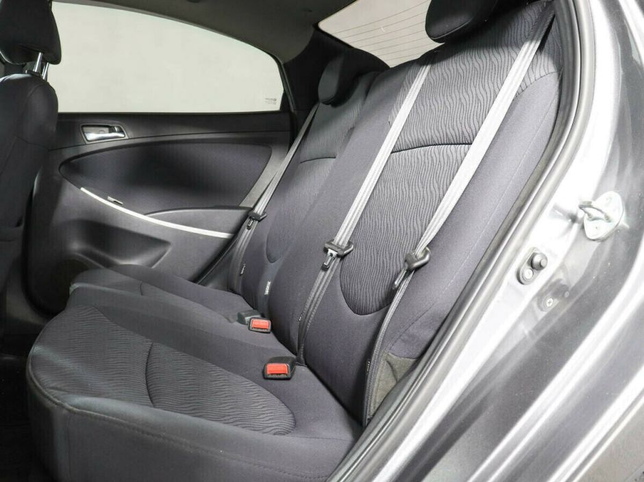 Hyundai Solaris, 1.4 л, АТ, 2013 фото 1