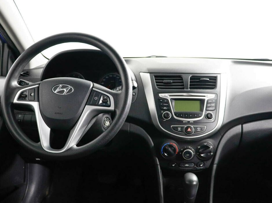 Hyundai Solaris, 1.6 л, АТ, 2012 фото 8