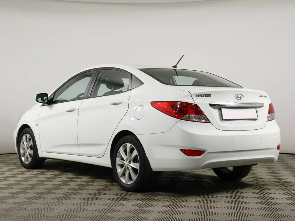 Hyundai Solaris, 1.6 л, АТ, 2013 фото 5