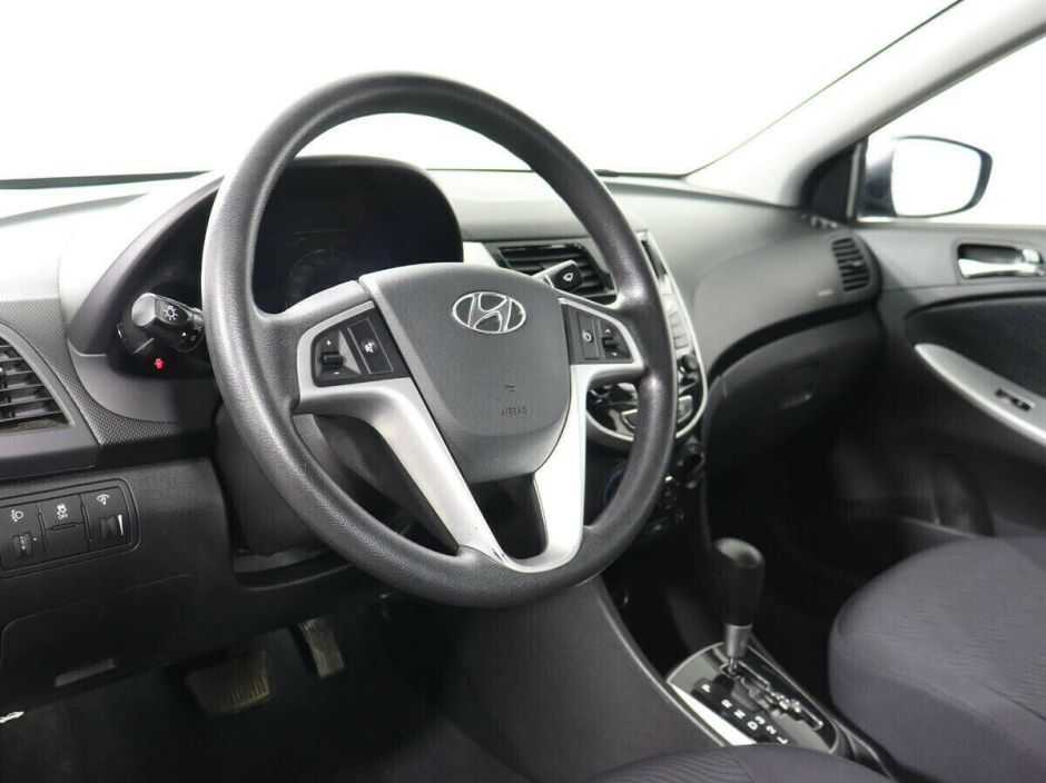 Hyundai Solaris, 1.6 л, АТ, 2013 фото 8