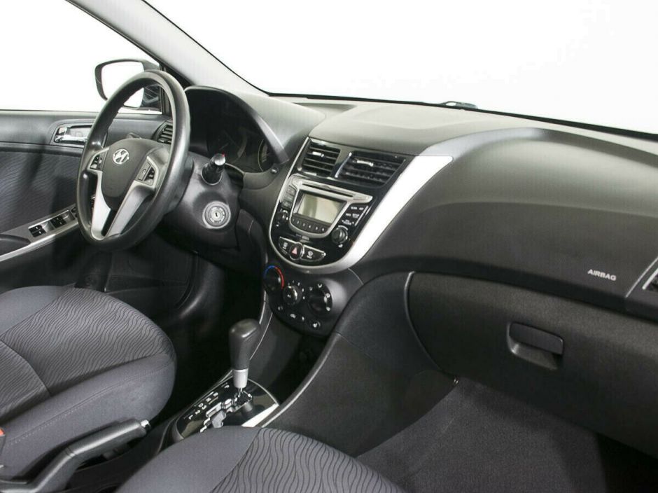 Hyundai Solaris, 1.6 л, АТ, 2013 фото 7