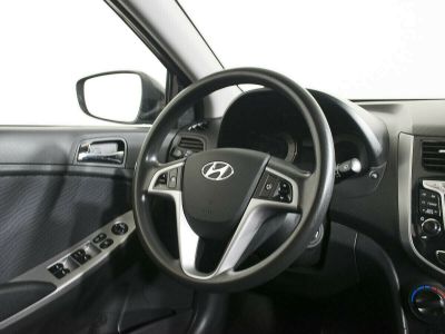 Hyundai Solaris, 1.6 л, АКПП, 2013 фото 8