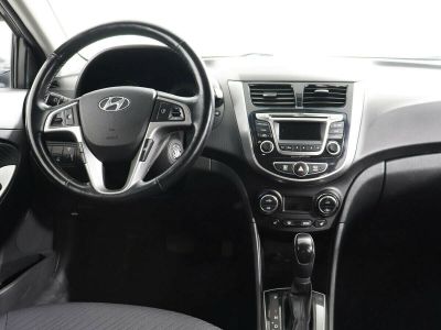 Hyundai Solaris, 1.6 л, АКПП, 2015 фото 8