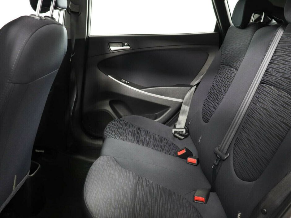 Hyundai Solaris, 1.4 л, АТ, 2015 фото 1