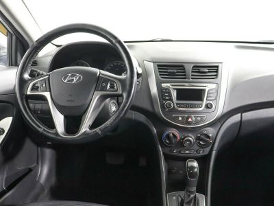 Hyundai Solaris, 1.6 л, АКПП, 2016 фото 9