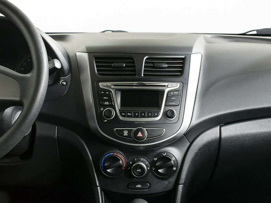 Hyundai Solaris, 1.6 л, АТ, 2016 фото 9